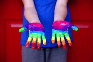 Dagli Usa la conferma che l’identità Lgbtq+ tra i giovani è una moda passeggera